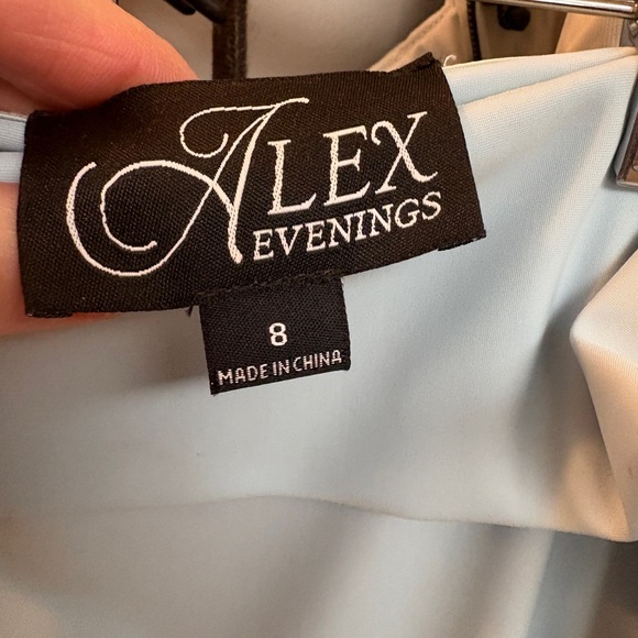 Alex Evenings Gown - Picture 10 of 10